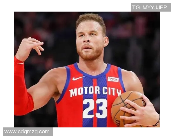 强壮型足球球星的身体素质与竞技表现分析：从技术到力量的全面探讨